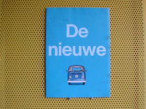 VOLKSWAGEN Bus (1967)