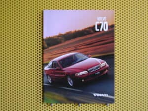 VOLVO C70 (2000)